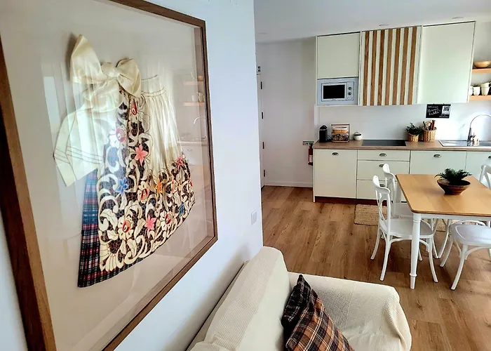 Ausenda's House Апартаменты Назаре