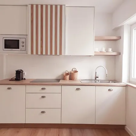 Ausenda's House Назаре